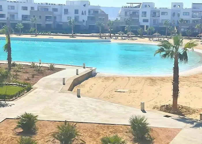 Appartement Spacious 2 Bd With Crystal Lagoon Access In Gouna