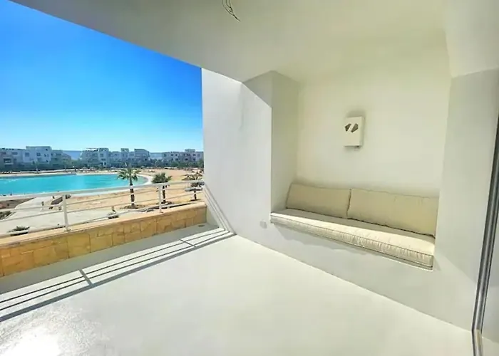 Appartement Spacious 2 Bd With Crystal Lagoon Access In Gouna