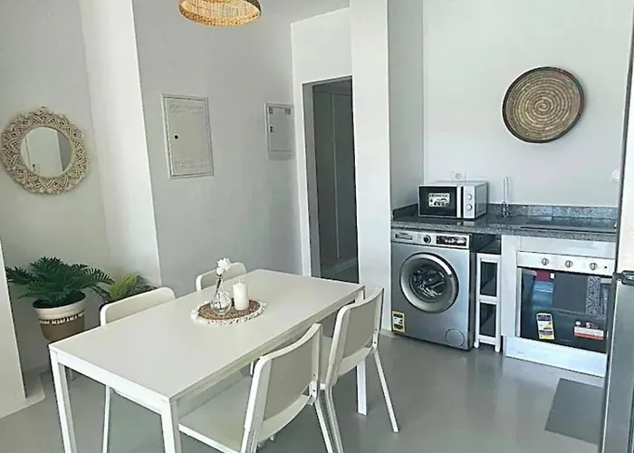 Spacious 2 Bd With Crystal Lagoon Access In Gouna